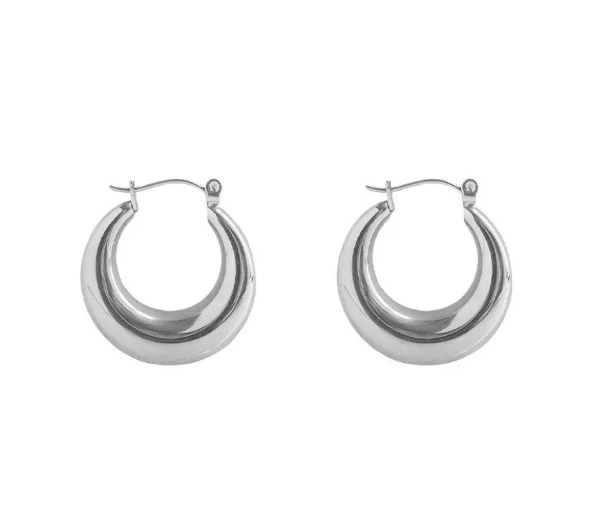 Essentials - Small Hoop Earrings
