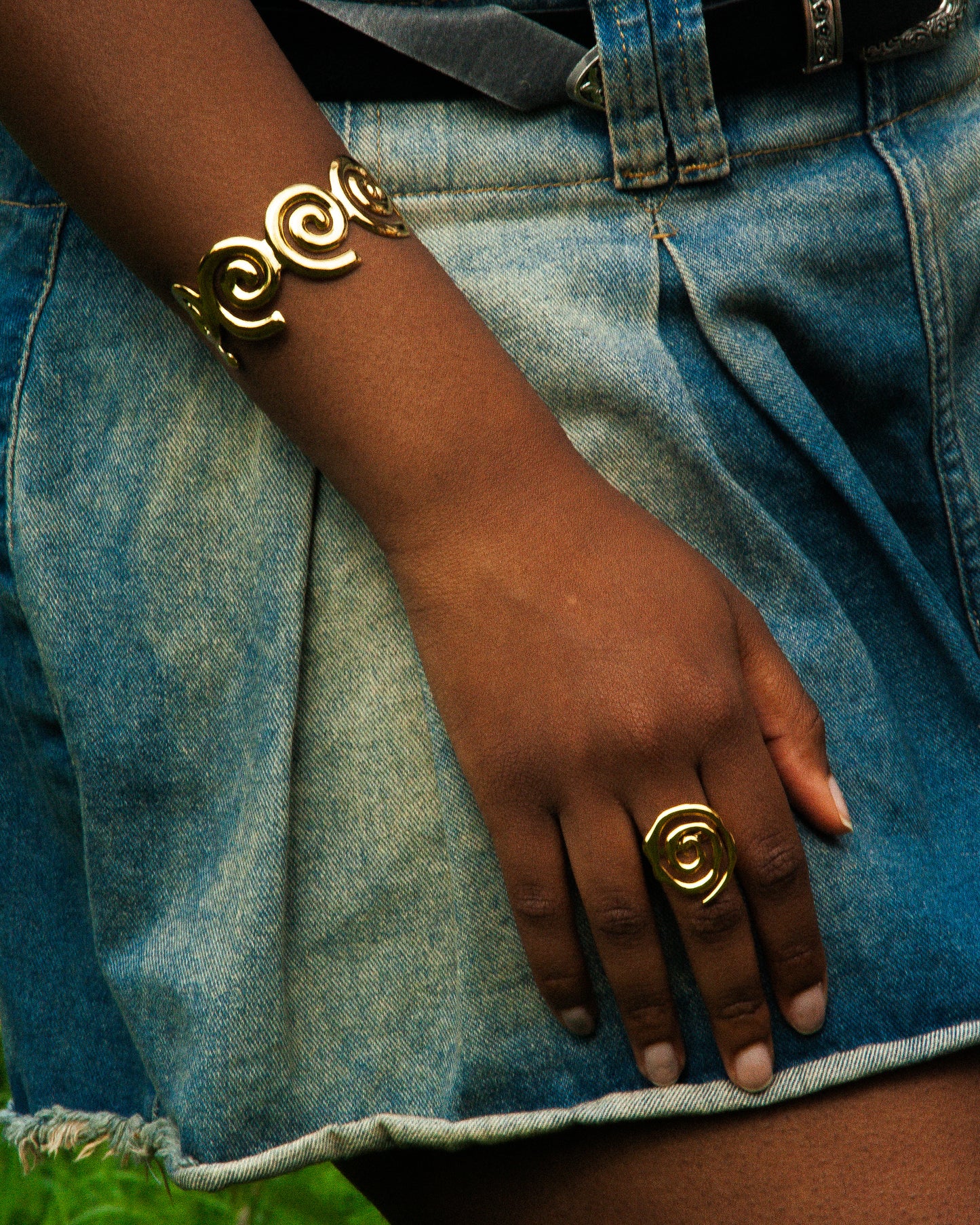 'An Saol' - Spiral Torc