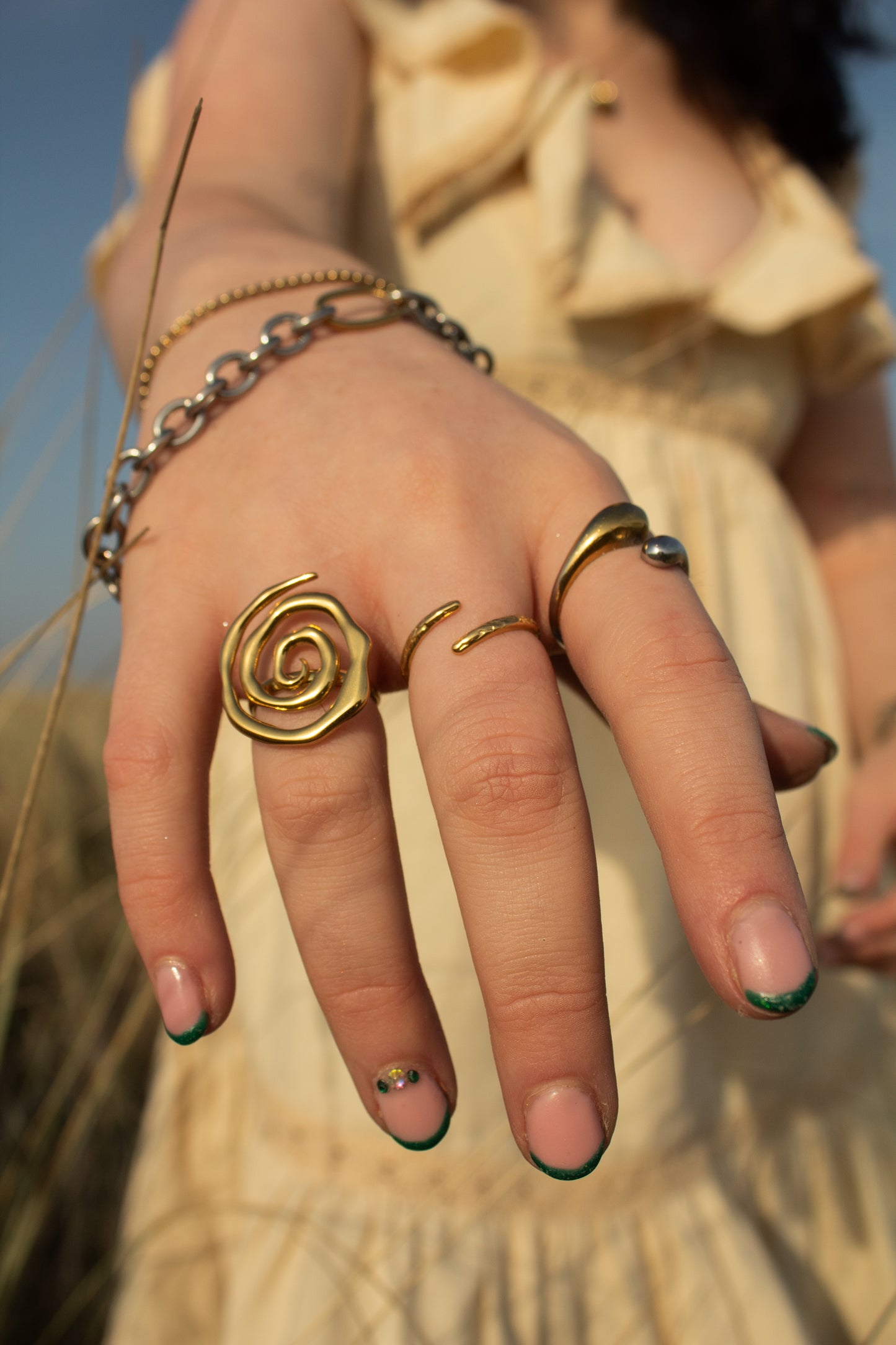„Link Up“ Retro-Kettenarmband aus gemischten Metallen