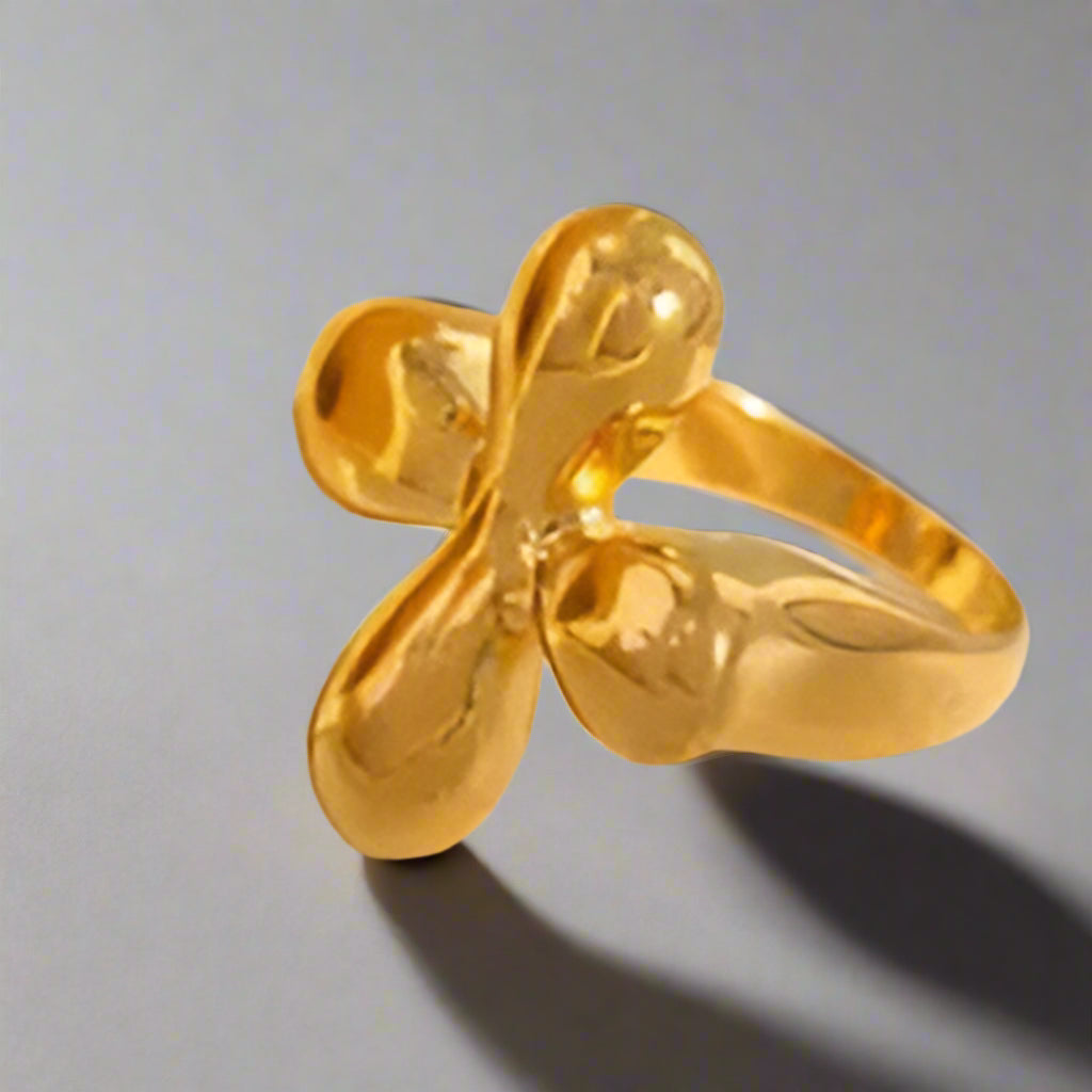 Nova Statement Ring