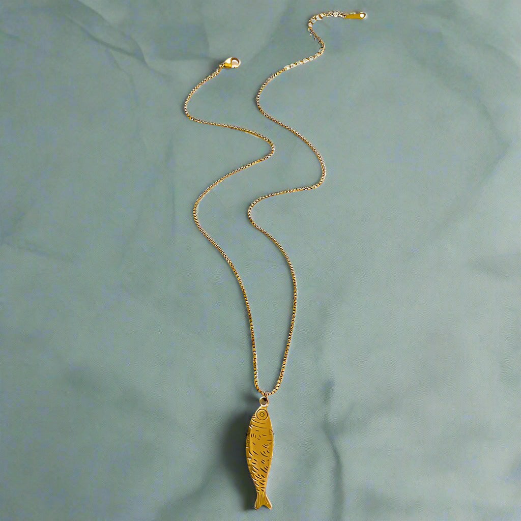 An Bradán Feasa - Salmon of Knowledge Pendant Necklace