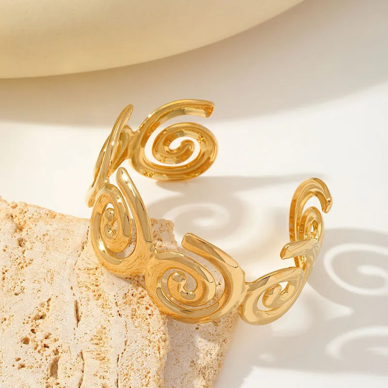 'An Saol' - Spiral Torc