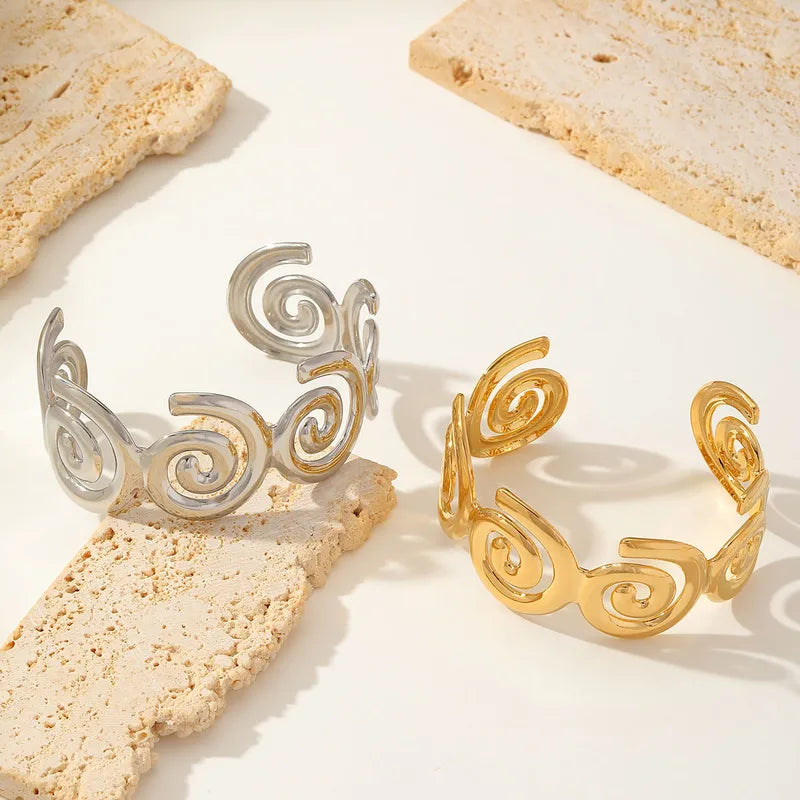 'An Saol' - Spiral Torc